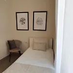 Md Balmes Market Mid Term Apartment *