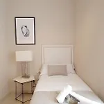Apartment Md Balmes Market Mid Term