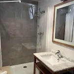 Md Balmes Market Mid Term Apartment *
