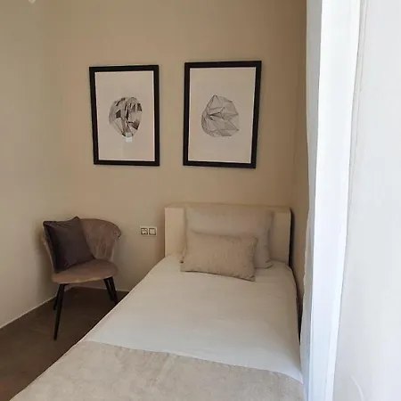 Md Balmes Market Mid Term Apartmán *