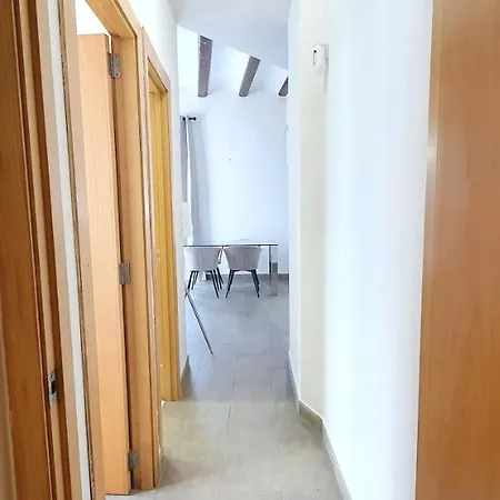 Md Balmes Market Mid Term Apartmán Valencie