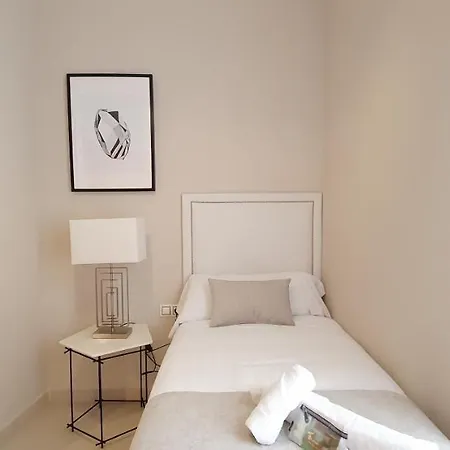 Apartmán Md Balmes Market Mid Term
