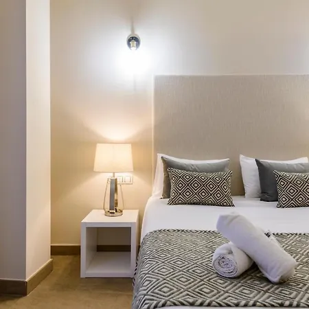 Md Balmes Market Mid Term Apartmán Valencie
