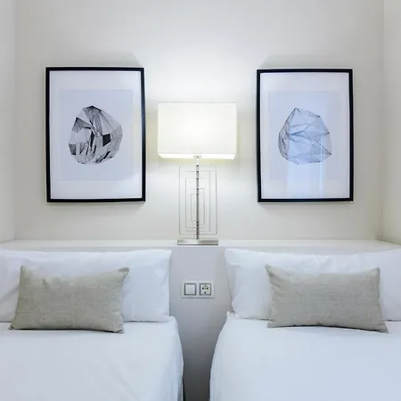 Md Balmes Market Mid Term Apartmán
