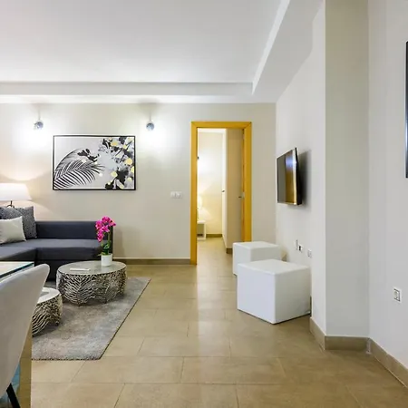 Apartment Md Balmes Market Mid Term *